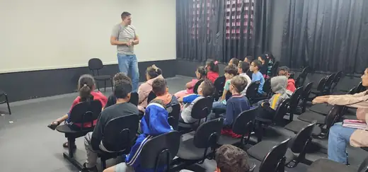 Aula do projeto de música na EMEB Aparecida Elias Draibe, em Junho de 2026