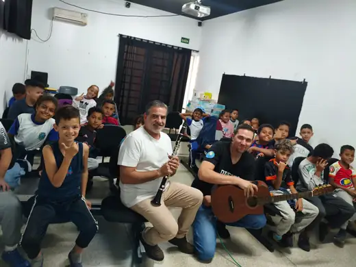 Aula do projeto de música na EMEB Januário Benvenuto, em Junho de 2026