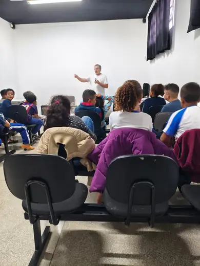 Aula do projeto de música na EMEB Januário Benvenuto, em Junho de 2026