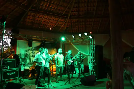 Apresentação de Banda Briltles no I Festival da Diversidade Cultural