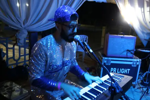 Apresentação de Elton J no II Festival da Diversidade Cultural