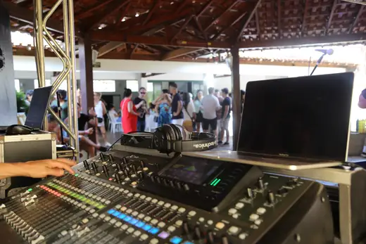 Apresentação de Max e Pedrão no II Festival da Diversidade Cultural
