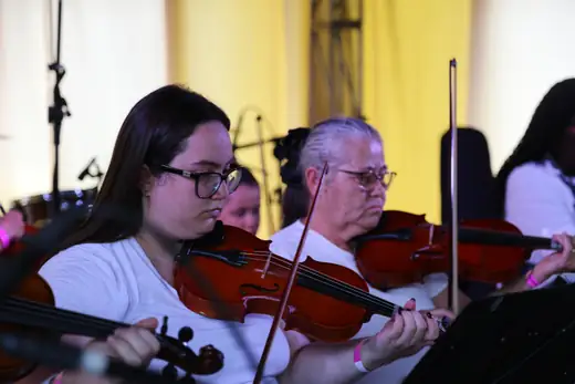 Apresentação de Orquestra de Cordas de Cajuru no II Festival da Diversidade Cultural